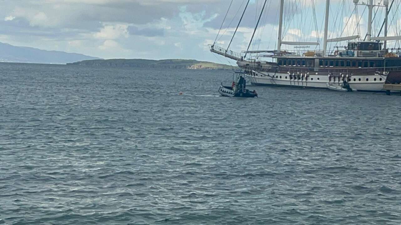 Turizm Cenneti Bodrum’da Kumbahçe Sahilinde Kaçak Yapı Temizliği Genişletildi 7